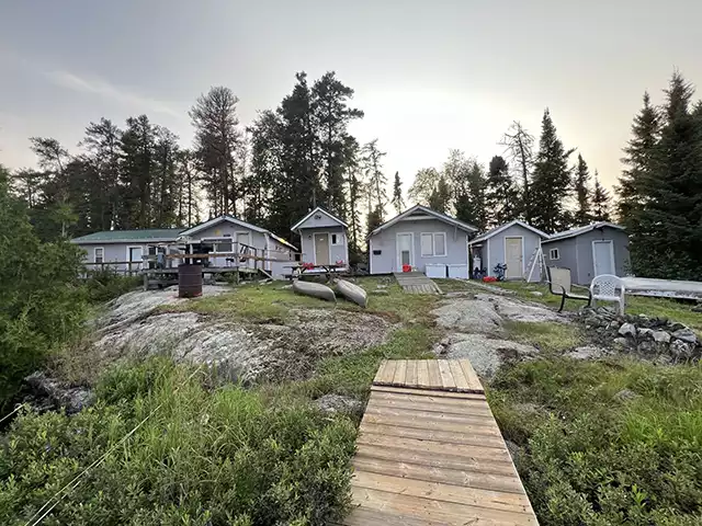 Dora Lake 24 5